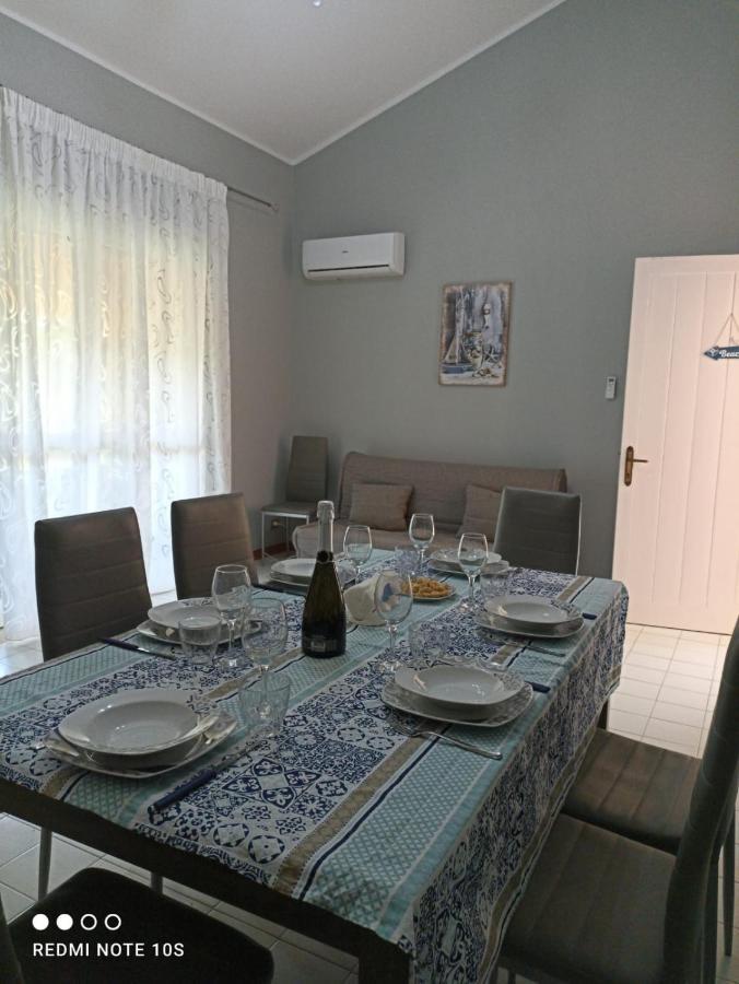 Ranieli Apartments Drapia Luaran gambar