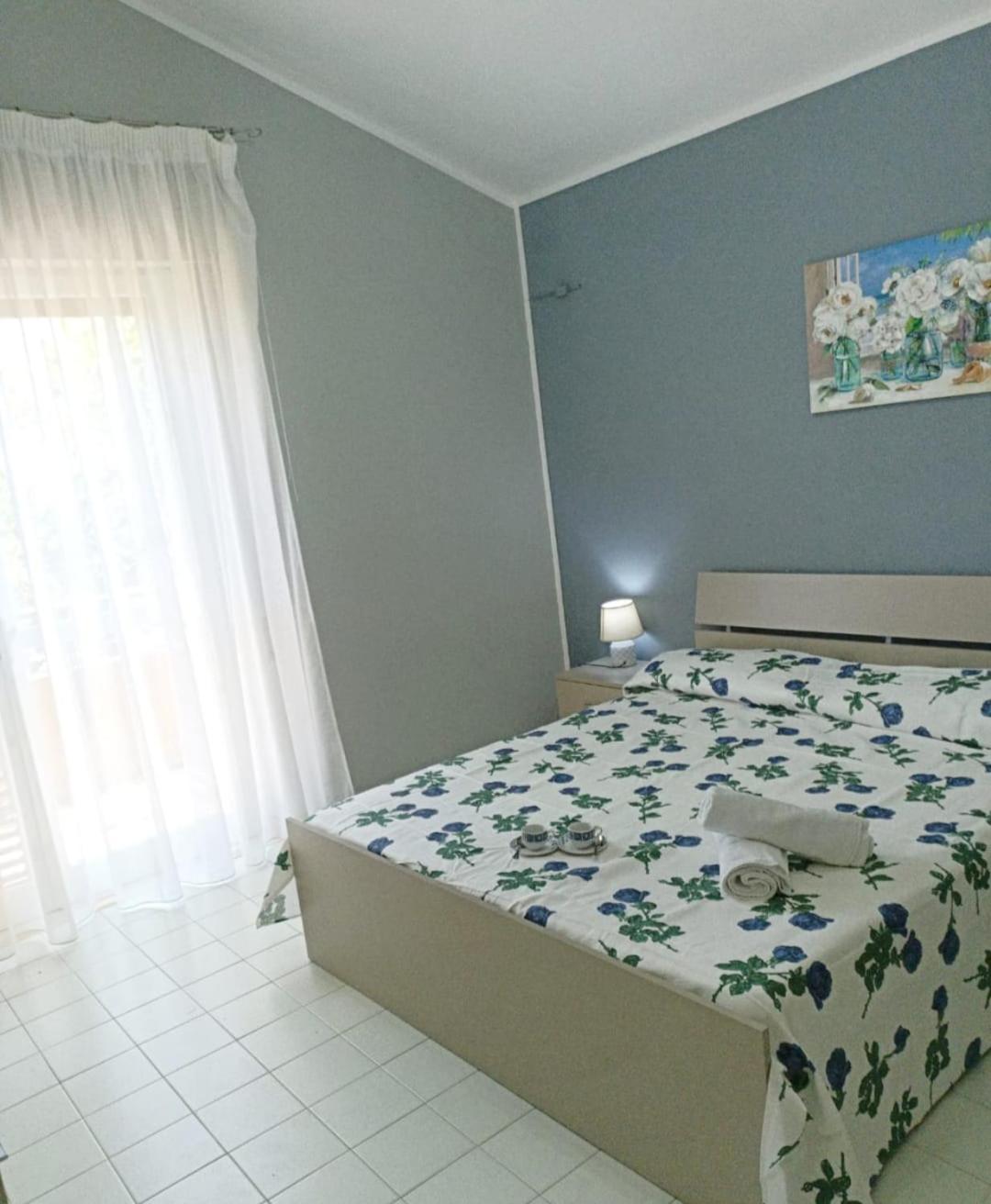Ranieli Apartments Drapia Luaran gambar